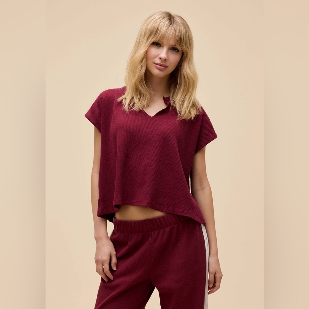 NWT Daydreamer LA Solid Thermal Dolman Women's Burgundy Tee